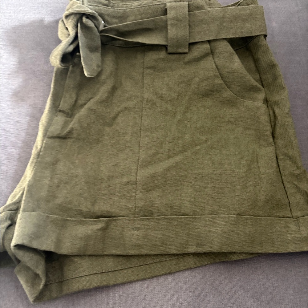 Rosio High Waist Olive Shorts